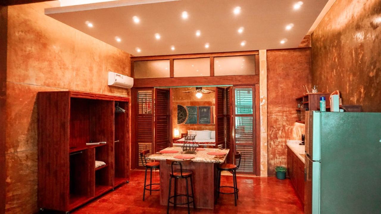 Hotel "Ala Residencias" 체투말 외부 사진