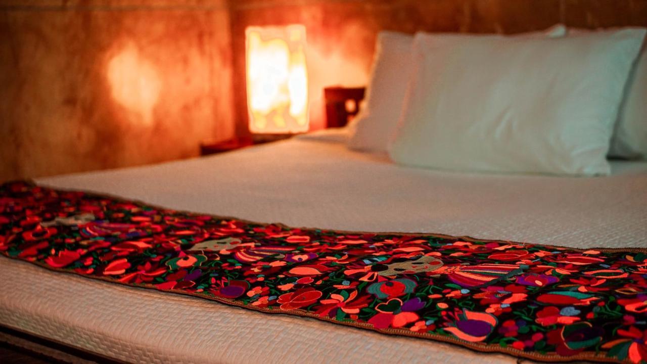 Hotel "Ala Residencias" 체투말 외부 사진