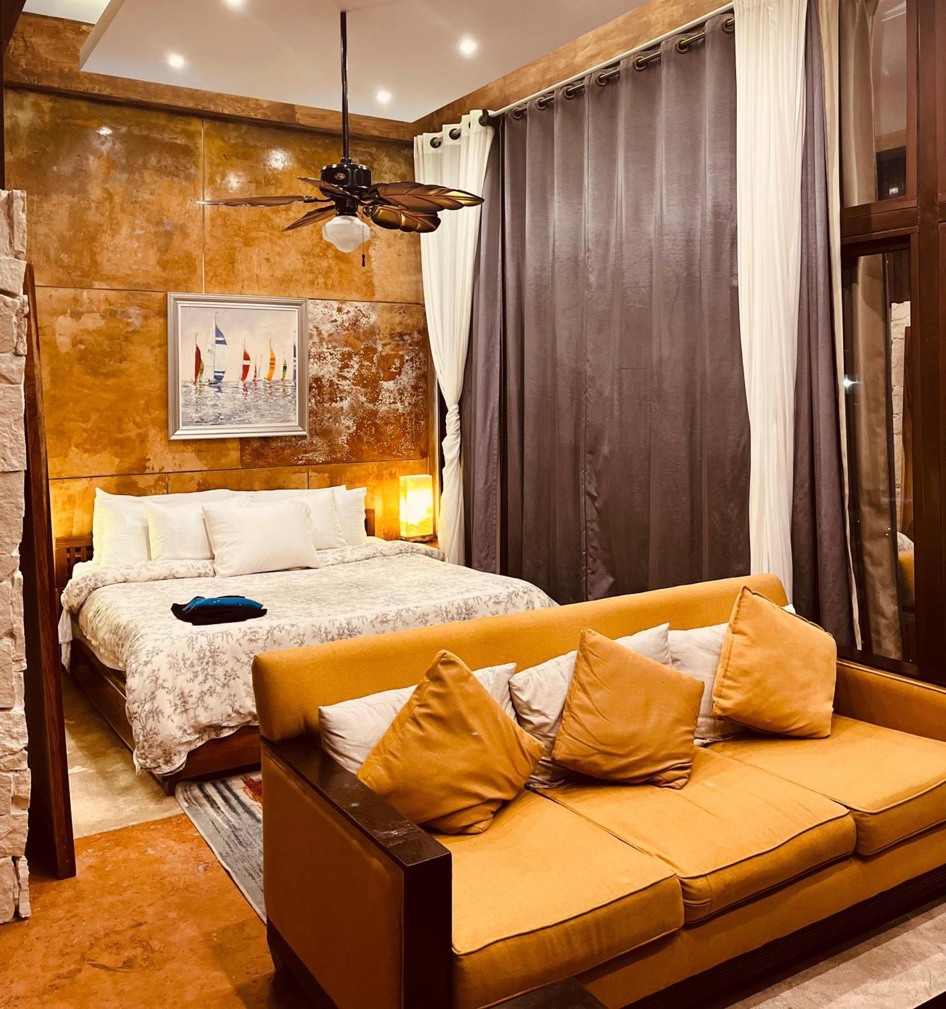 Hotel "Ala Residencias" 체투말 외부 사진